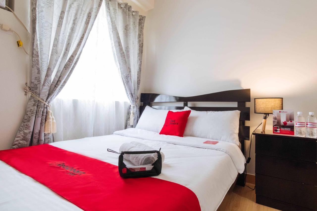 Reddoorz Premium @ Smdc Fairview Apartment Quezon City Exterior photo