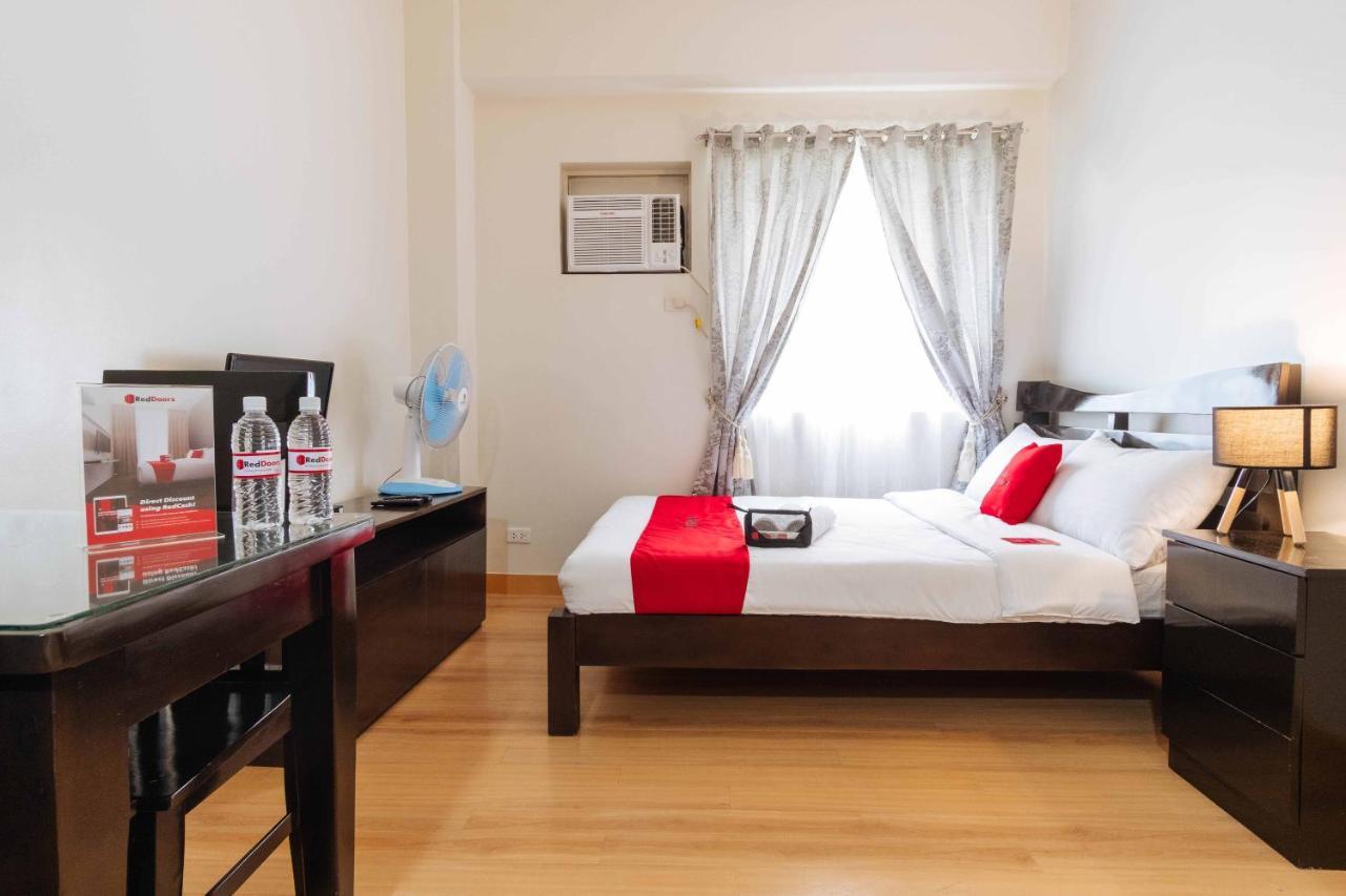 Reddoorz Premium @ Smdc Fairview Apartment Quezon City Exterior photo